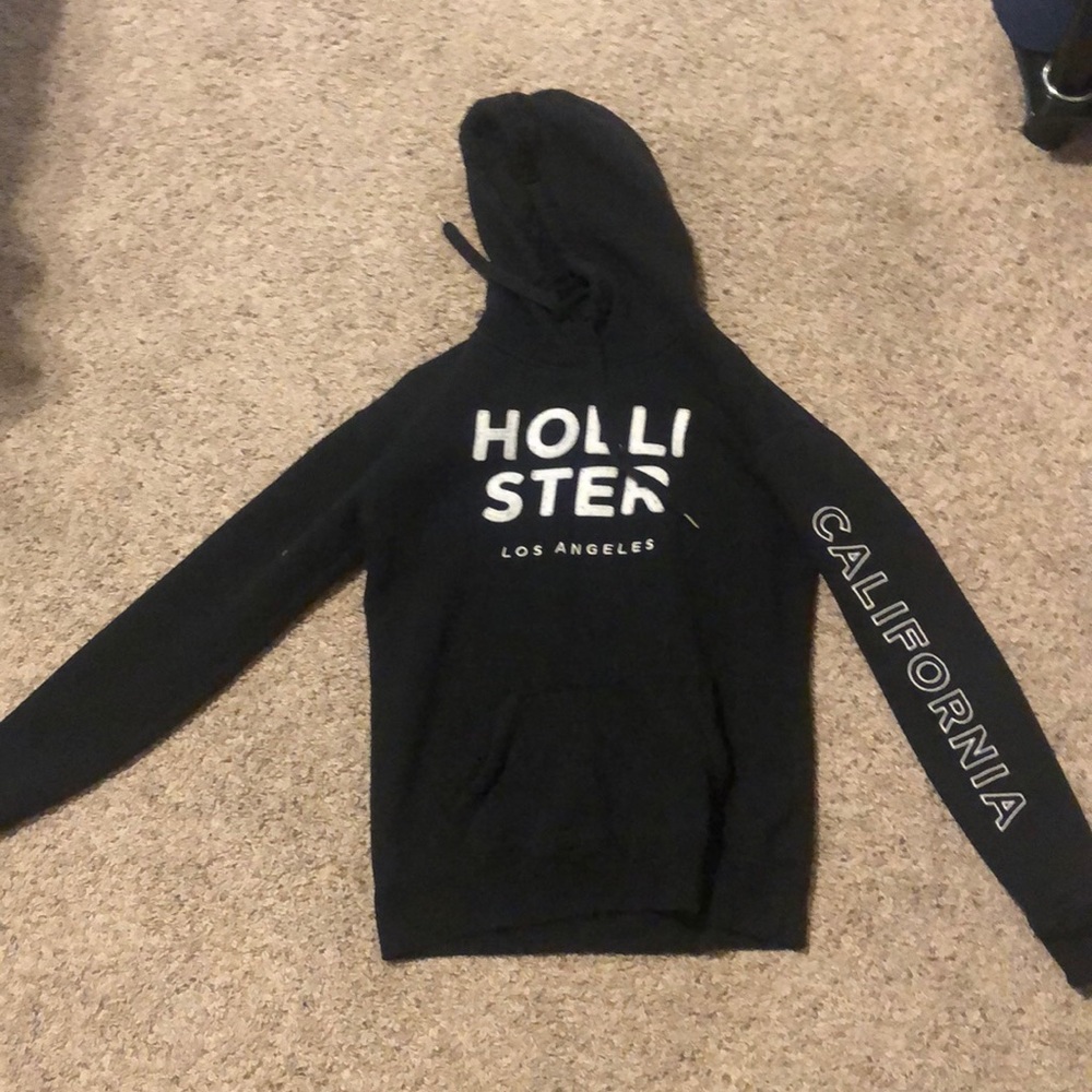 Black hollister logo sweatshirt